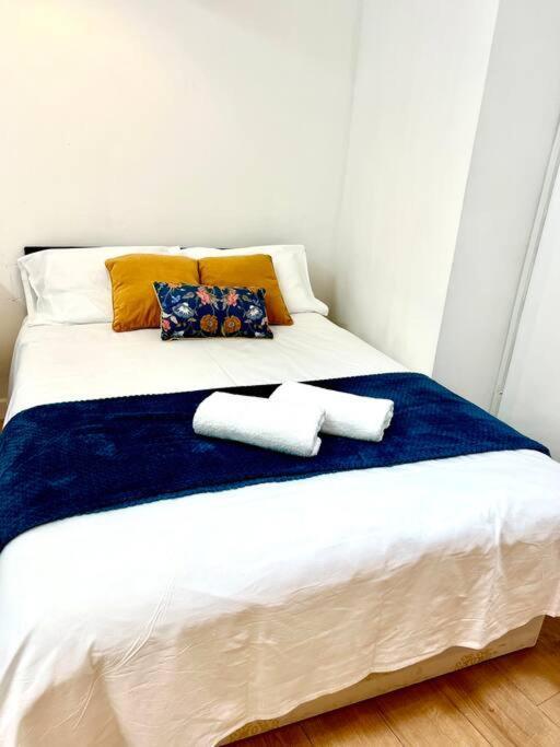 Brilliant One Bedroom Flat In Appartamento *